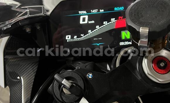 Buy Used BMW S 1000 Beige Bike in Kampala in Uganda Buy Used BMW S 1000 Beige Bike in Kampala in Uganda