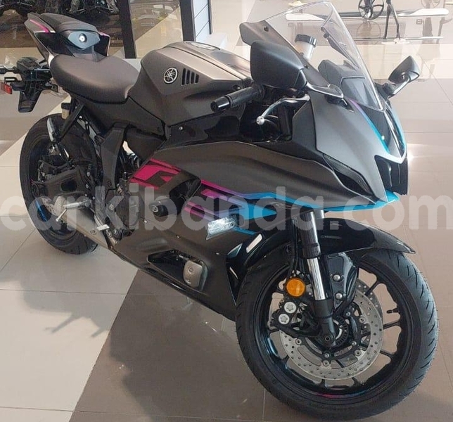 Big with watermark yamaha yzf uganda kampala 24403