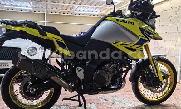 Acheter Occasion Moto Suzuki V-Strom Beige à Kampala, Ouganda