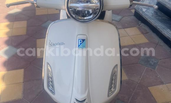 Buy Used Vespa Primavera White Bike in Kampala in Uganda
