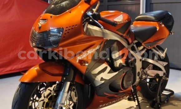 Buy Used Honda CBR Beige Bike in Kampala in Uganda Buy Used Honda CBR Beige Bike in Kampala in Uganda