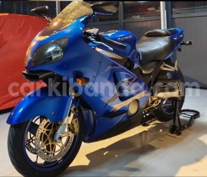Big with watermark kawasaki zx r uganda kampala 24492
