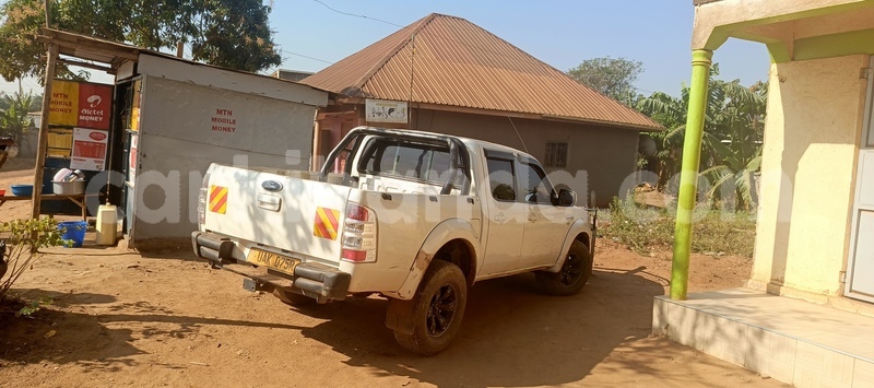 Big with watermark ford ranger uganda mukono 24580