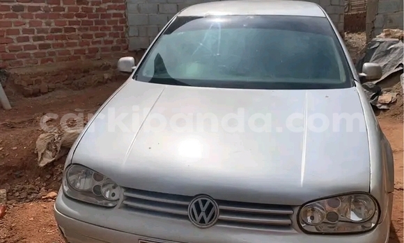 Buy Used Volkswagen Golf White Car in Bugembe in Eastern Buy Used Volkswagen Golf White Car in Bugembe in Eastern