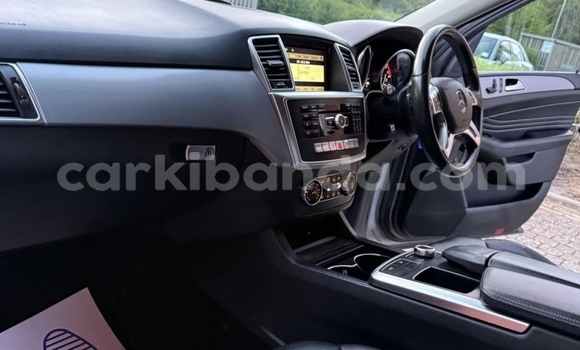 Buy Import Mercedes‒Benz ML–Class Silver Car in Kampala in Uganda Buy Import Mercedes‒Benz ML–Class Silver Car in Kampala in Uganda