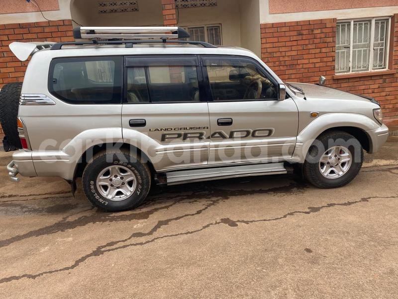 Big with watermark toyota land cruiser prado uganda kampala 24695