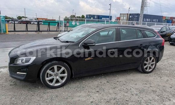 Acheter Neuf Voiture Volvo V60 Noir à Kampala, Ouganda