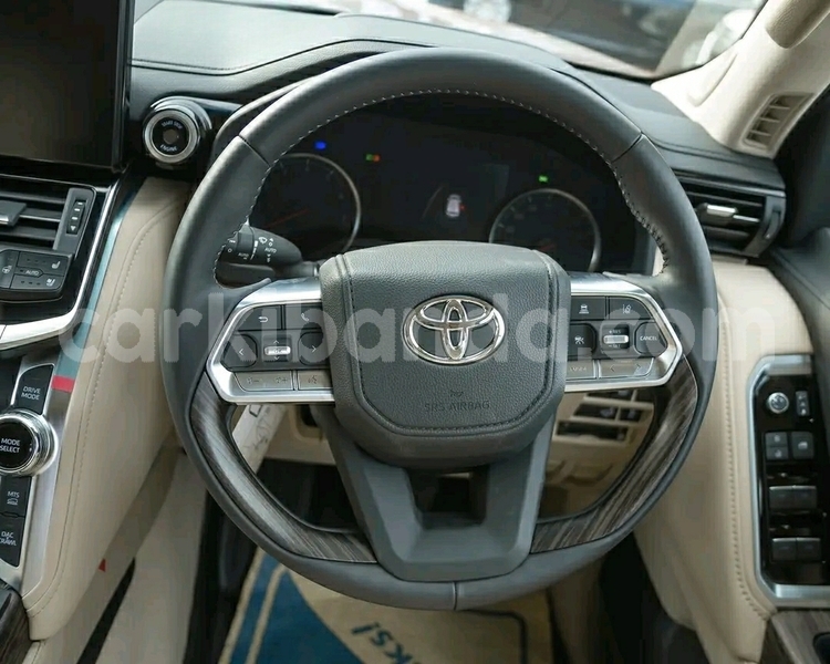 Big with watermark toyota land cruiser uganda kampala 24704