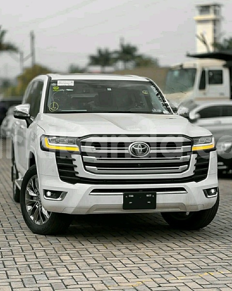 Big with watermark toyota land cruiser uganda kampala 24708