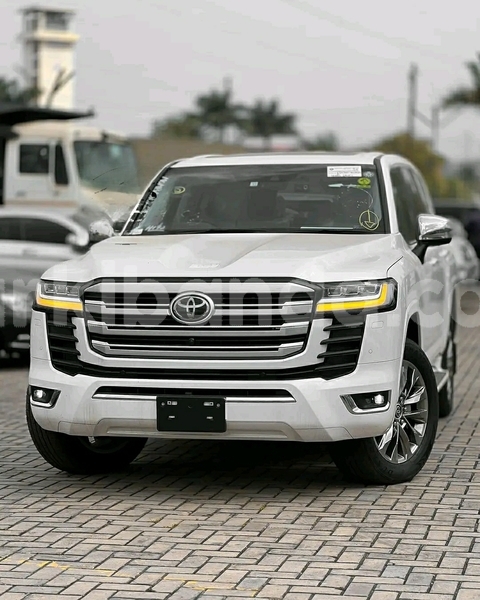 Big with watermark toyota land cruiser uganda kampala 24708