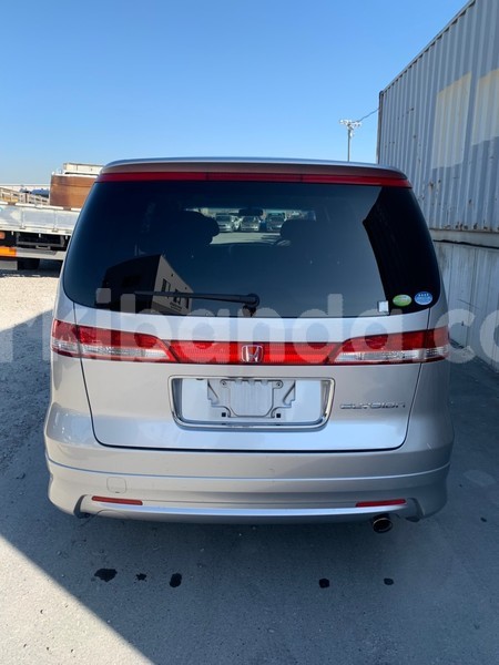 Big with watermark used car for sale in japan honda elysion 2010 16