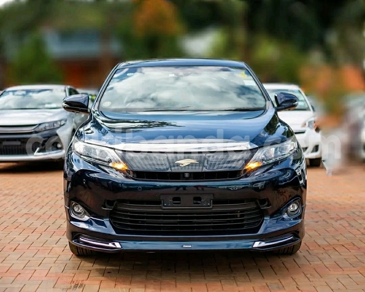 Big with watermark toyota harrier uganda kampala 24721