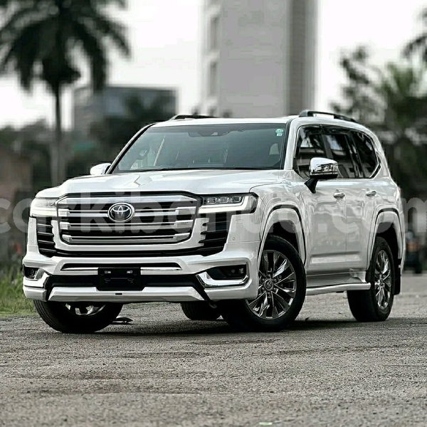 Big with watermark toyota land cruiser uganda kampala 24722