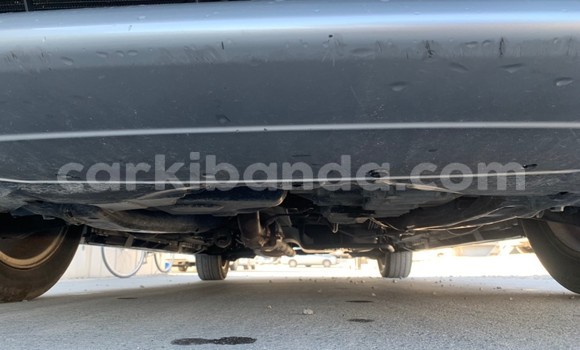 Gura Yakoze Honda Elysion Silver Imodoka i Kampala mu Uganda Gura Yakoze Honda Elysion Silver Imodoka i Kampala mu Uganda