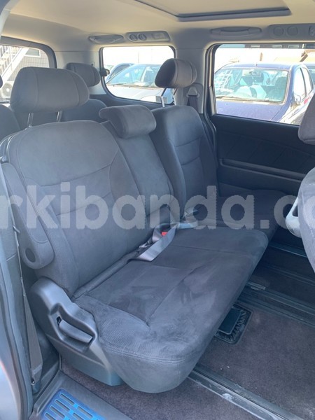 Big with watermark used car for sale in japan honda elysion 2010 12