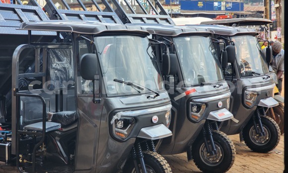 Buy New Izh 2126 «Oda» Silver Car in Kampala in Uganda Buy New Izh 2126 «Oda» Silver Car in Kampala in Uganda