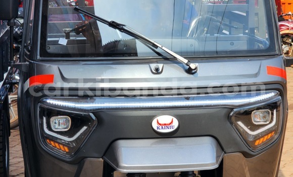 Buy New Izh 2126 «Oda» Silver Car in Kampala in Uganda Buy New Izh 2126 «Oda» Silver Car in Kampala in Uganda