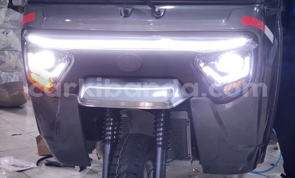 Buy New Izh 2126 «Oda» Silver Car in Kampala in Uganda Buy New Izh 2126 «Oda» Silver Car in Kampala in Uganda