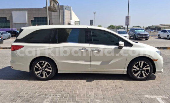 Buy Used Honda Odyssey White Car in Kampala in Uganda Buy Used Honda Odyssey White Car in Kampala in Uganda