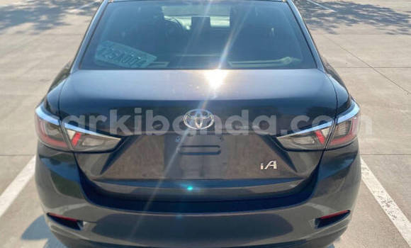 Buy Used Toyota Yaris Black Car in Kampala in Uganda Buy Used Toyota Yaris Black Car in Kampala in Uganda