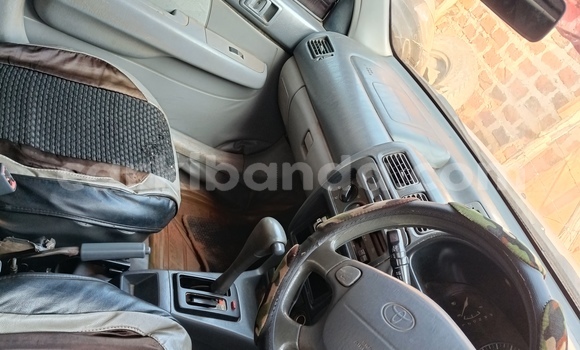 Acheter Occasion Voiture Toyota Starlet Gris à Lugazi, Central Acheter Occasion Voiture Toyota Starlet Gris à Lugazi, Central