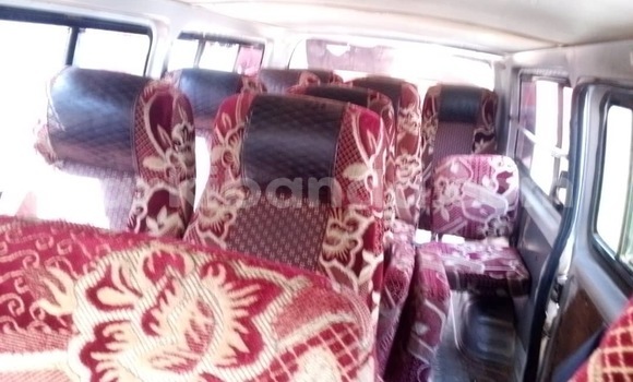 Acheter Occasion Voiture Toyota Hiace Autre à Mbarara, Ouganda Acheter Occasion Voiture Toyota Hiace Autre à Mbarara, Ouganda