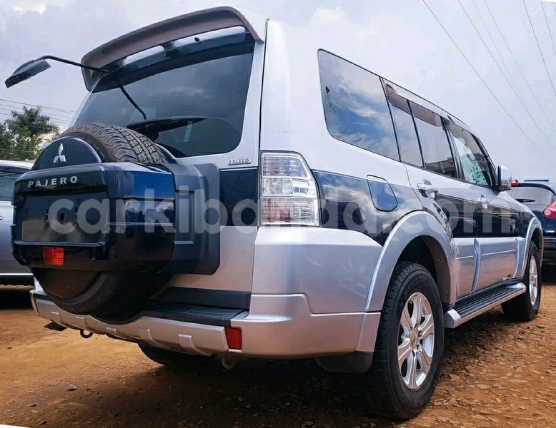 Big with watermark mitsubishi pajero uganda kampala 24776