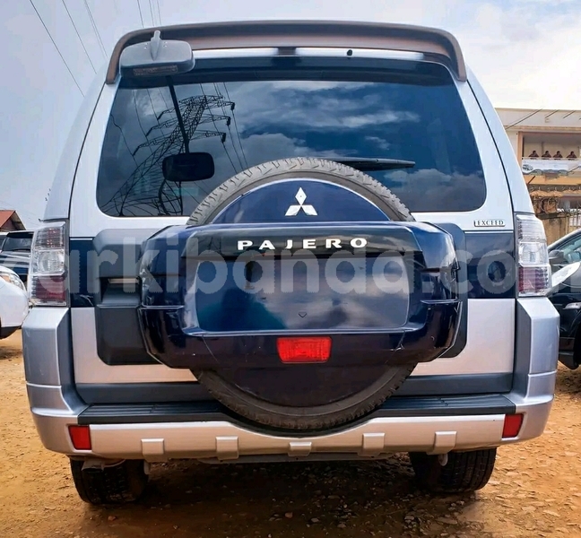 Big with watermark mitsubishi pajero uganda kampala 24776