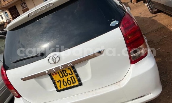 Buy Used Toyota Wish White Car in Kampala in Uganda