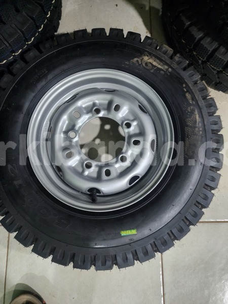 Big with watermark 1000346431