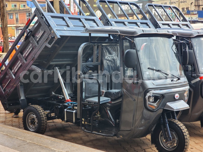 Big with watermark dafra motos cityclass uganda kampala 24782