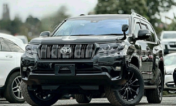 Acheter Occasion Voiture Toyota Land Cruiser Prado Noir à Kampala, Ouganda Acheter Occasion Voiture Toyota Land Cruiser Prado Noir à Kampala, Ouganda