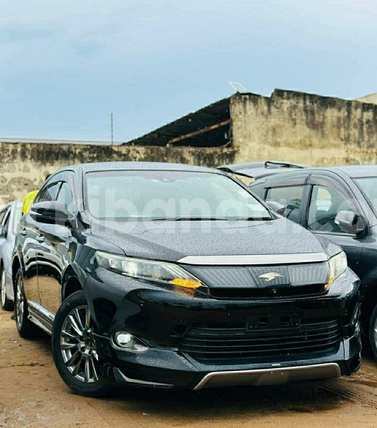 Big with watermark toyota harrier uganda kampala 24793