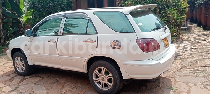 Big with watermark toyota harrier uganda entebbe 24798
