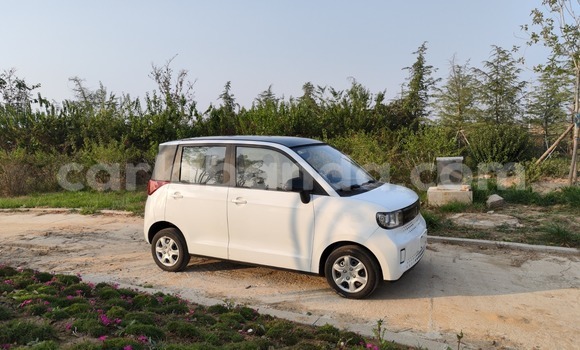 Acheter Import Voiture AC 378 GT Zagato Blanc à Kampala, Ouganda Acheter Import Voiture AC 378 GT Zagato Blanc à Kampala, Ouganda