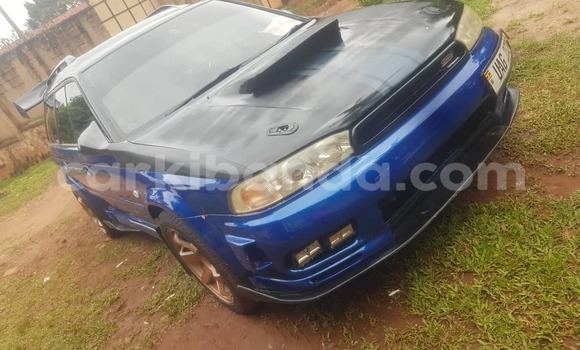 Nunua Ilio tumika Subaru Legacy Bluu Gari ndani ya Entebbe nchini Uganda Nunua Ilio tumika Subaru Legacy Bluu Gari ndani ya Entebbe nchini Uganda