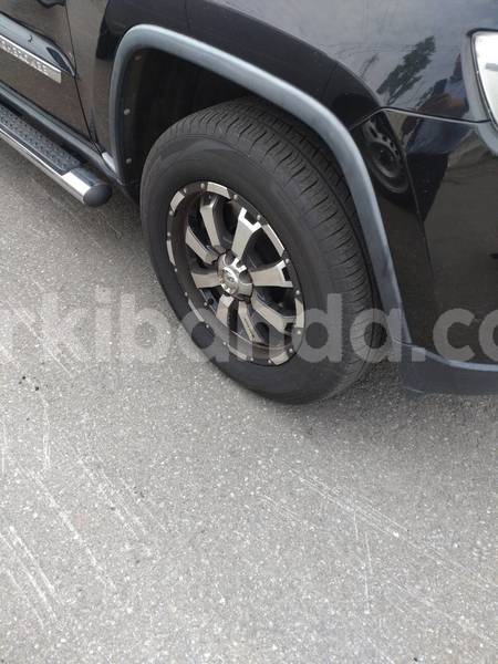 Big with watermark jeep grand cherokee uganda kampala 24806