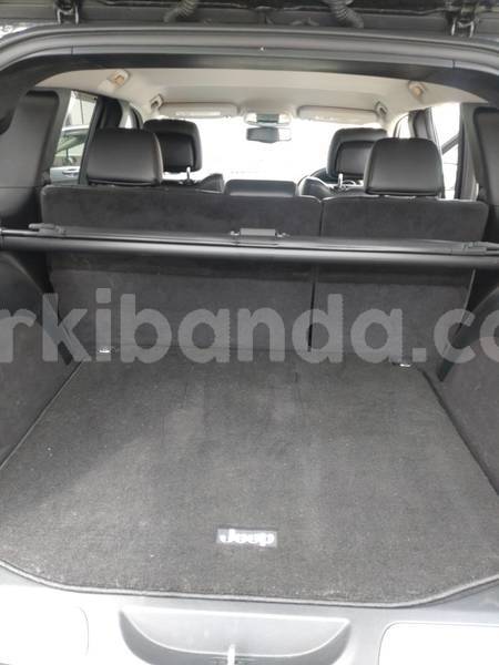 Big with watermark jeep grand cherokee uganda kampala 24806