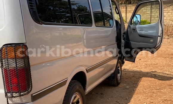 Buy Used Toyota Touring HiAce Beige Car in Kampala in Uganda Buy Used Toyota Touring HiAce Beige Car in Kampala in Uganda