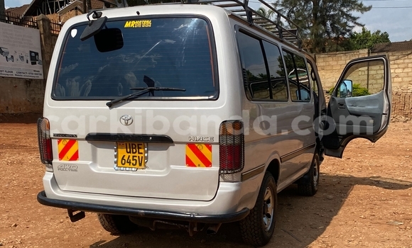 Buy Used Toyota Touring HiAce Beige Car in Kampala in Uganda Buy Used Toyota Touring HiAce Beige Car in Kampala in Uganda