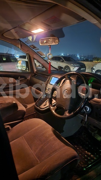 Big with watermark toyota alphard uganda kampala 24811