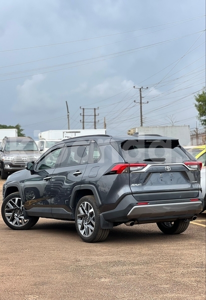 Big with watermark toyota rav4 uganda kampala 24812