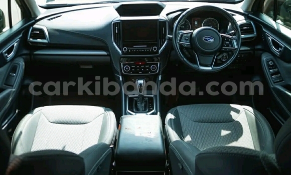 Acheter Occasion Voiture Subaru XT Vert à Kampala, Ouganda Acheter Occasion Voiture Subaru XT Vert à Kampala, Ouganda