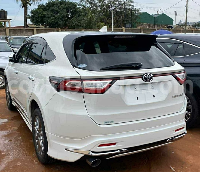 Big with watermark toyota harrier uganda kampala 24815