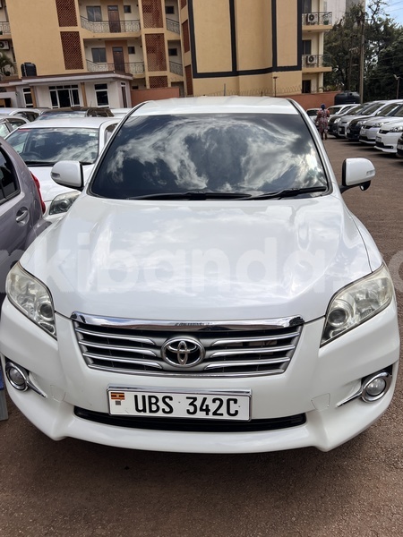 Big with watermark toyota vanguard uganda kira 24816