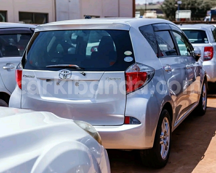 Big with watermark toyota ractis uganda kampala 24820