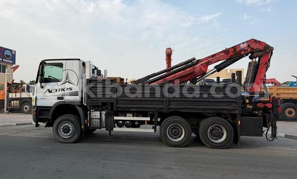 Buy Import Mercedes‒Benz Truck White Truck in Import - Dubai in Uganda Buy Import Mercedes‒Benz Truck White Truck in Import - Dubai in Uganda