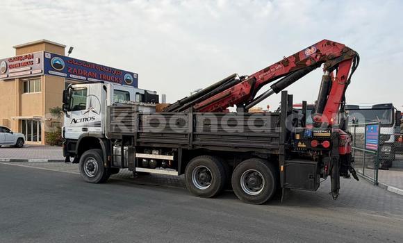 Buy Import Mercedes‒Benz Truck White Truck in Import - Dubai in Uganda Buy Import Mercedes‒Benz Truck White Truck in Import - Dubai in Uganda