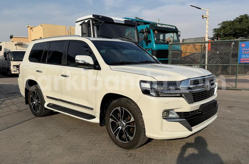 Big with watermark toyota land cruiser uganda import dubai 24831
