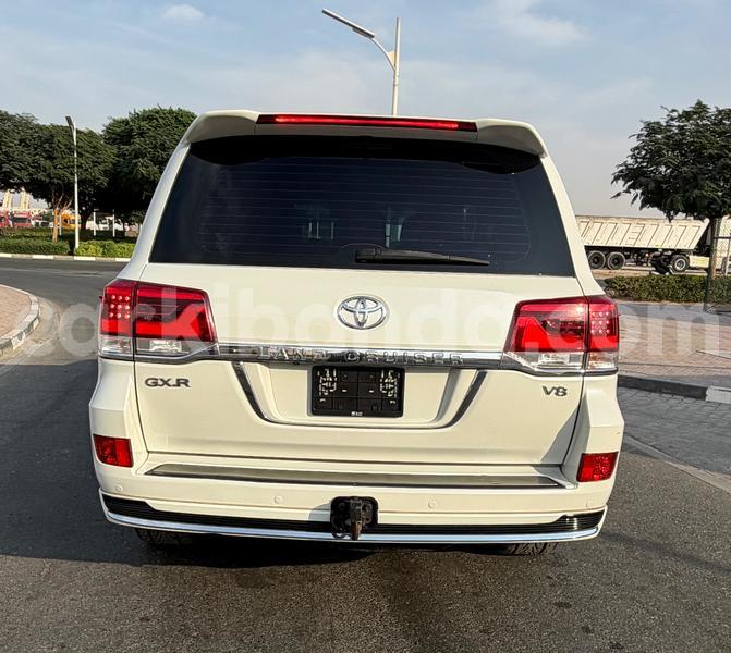 Big with watermark toyota land cruiser uganda import dubai 24831